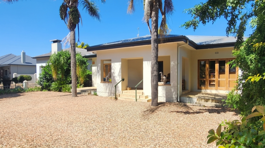 4 Bedroom Property for Sale in Swellendam Western Cape